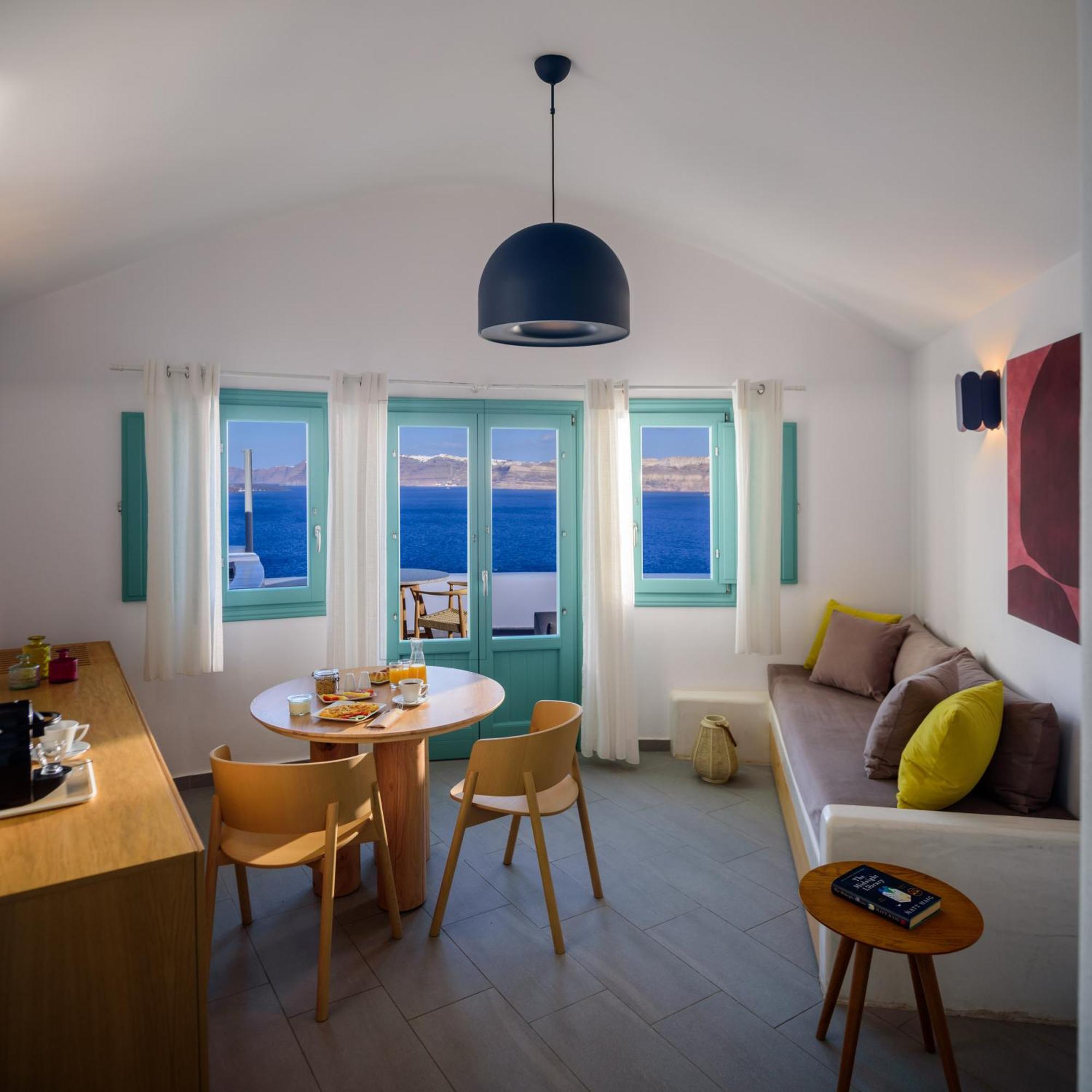Neptune Luxury Suites Акротірі Екстер'єр фото